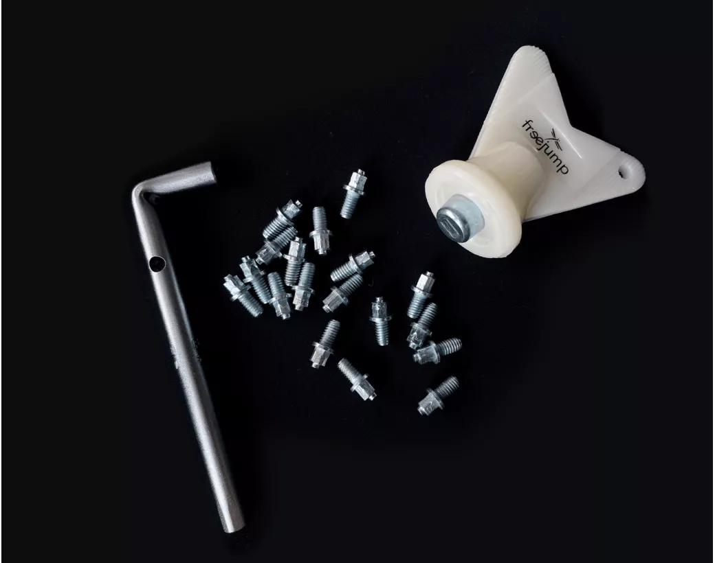 Studs kit